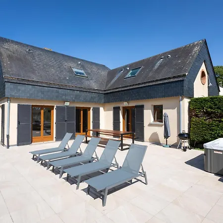 La Maxine, Vue Et Criel-sur-Mer